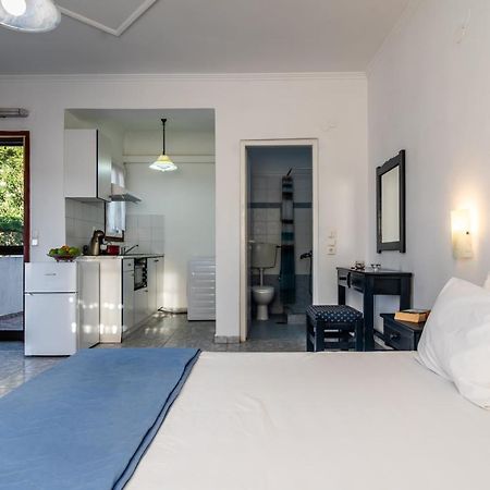Kleo΄S Appartment Adamantas  Buitenkant foto